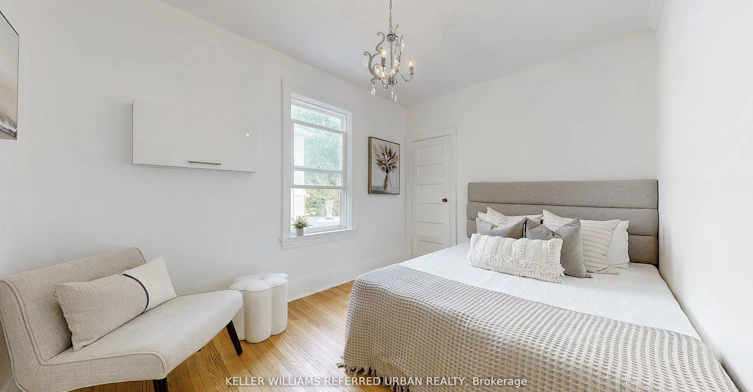 Upper-266 Highfield Road, Toronto, ON, M4L 2V5 - 16