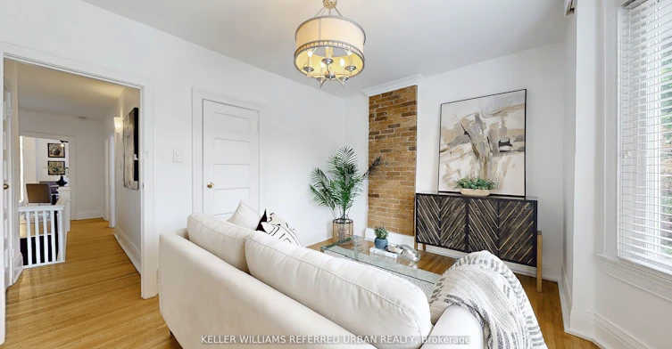 Upper-266 Highfield Road, Toronto, ON, M4L 2V5 - 4