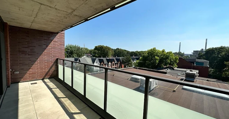 425-246 Logan Avenue, Toronto, ON, M4M 0E9 - 8
