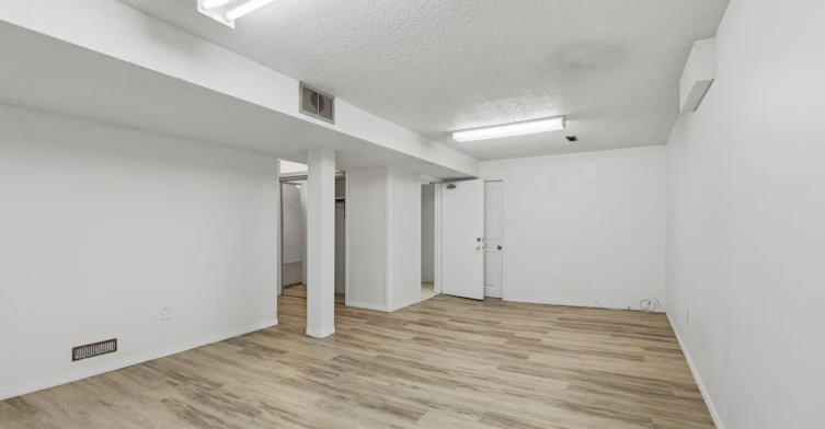 BSMT-584 Strouds Lane, Pickering, ON, L1V 4S6 - 9