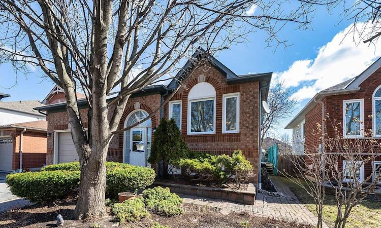 31 Thames Drive N
