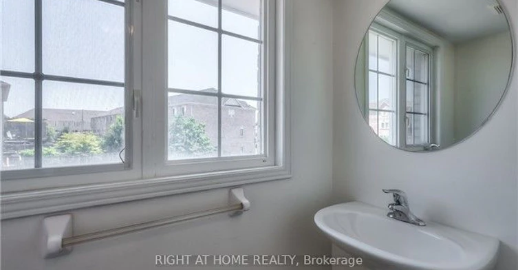 10 Wilkes Crescent, Toronto, ON, M1L 0B3 - 14