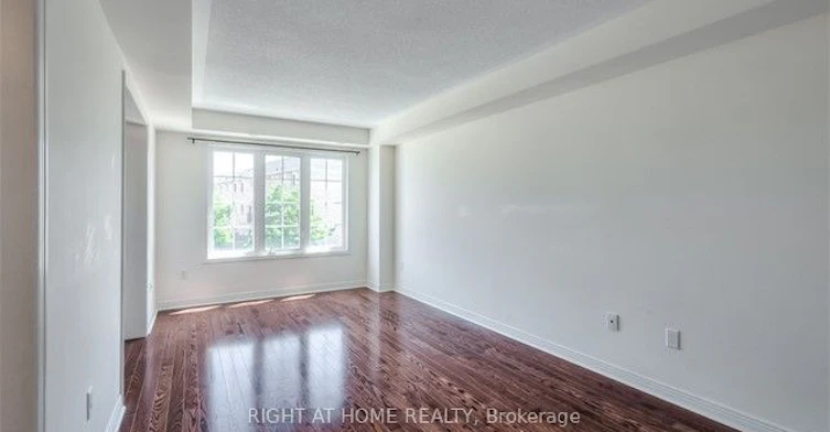 10 Wilkes Crescent, Toronto, ON, M1L 0B3 - 8
