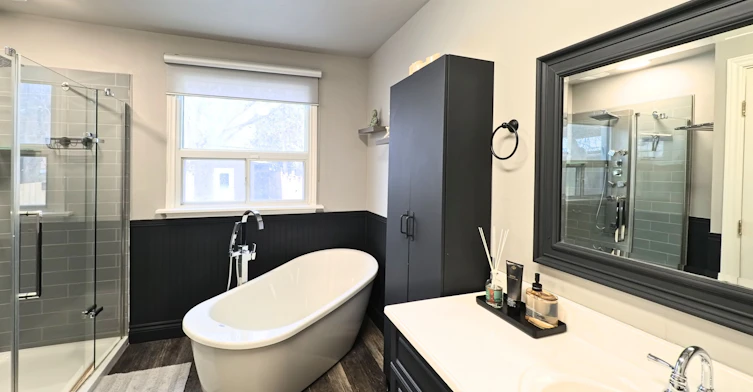 94 Meighen Avenue, Toronto, ON, M4B 2H7 - 8