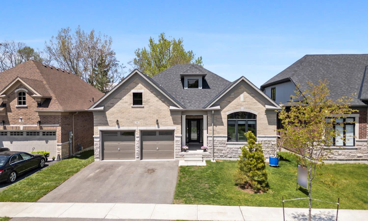 46 Holtby Court E
