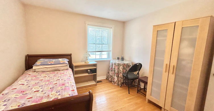 2 Rooms on 2nd Fl-16 Gloxinia Crescent, Toronto, ON, M1W 2C4 - 14