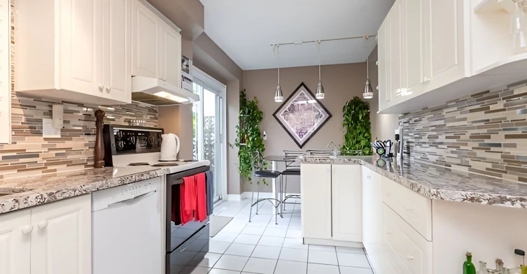 2 Rooms on 2nd Fl-16 Gloxinia Crescent, Toronto, ON, M1W 2C4 - 3