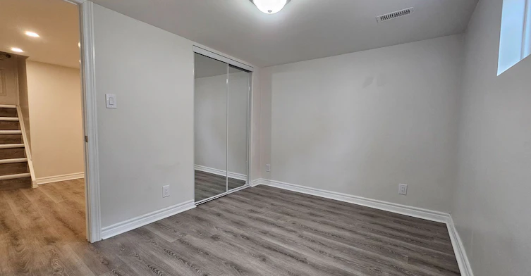 Lower-733 Balaton Avenue, Pickering, ON, L1W 1W3 - 7