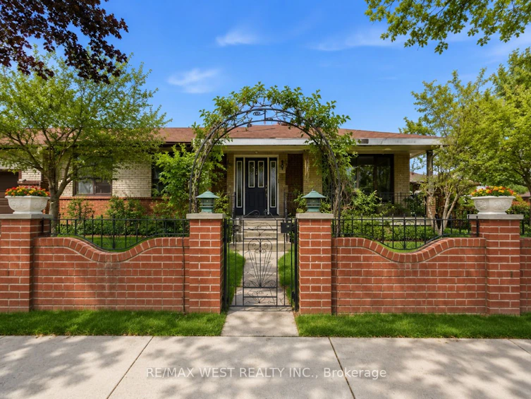 119 Benjamin Boulevard, Toronto, ON, M1K 3P4 - 3
