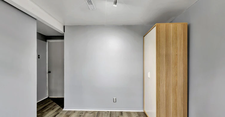 Bsmt-90 Santamonica Boulevard, Toronto, ON, M1L 4H5 - 16