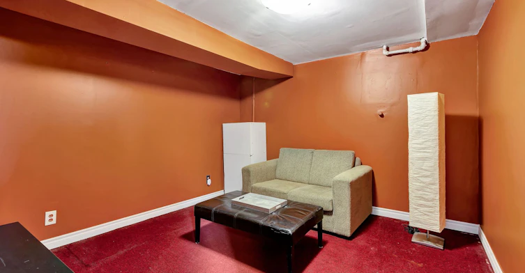 Bsmt-90 Santamonica Boulevard, Toronto, ON, M1L 4H5 - 8
