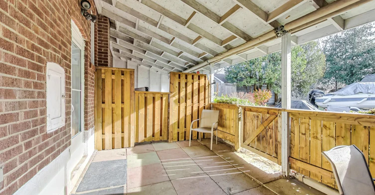 1 Milne Avenue, Toronto, ON, M1L 1J7 - 14