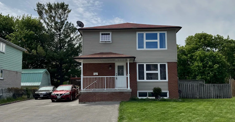 516 Harris Court, Whitby, ON, L1N 3C7