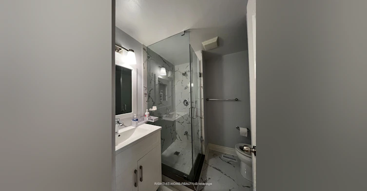 102 Seamist Crescent, Toronto, ON, M1V 3K4 - 8