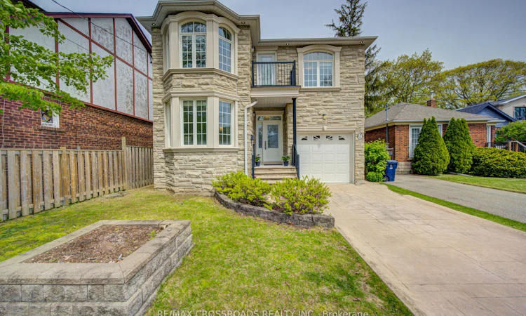 24 Lynn Road
