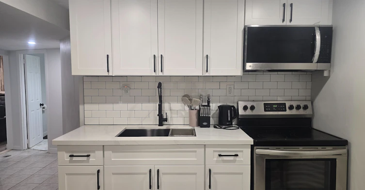 Lower-211 Glen Hill Drive, Whitby, ON, L1N 7J5 - 9