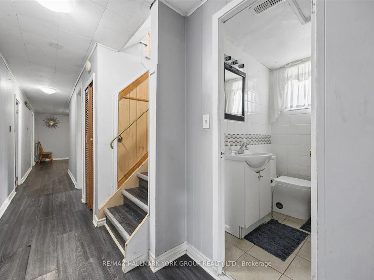 30 Briarbluff Avenue, Toronto, ON, M1E 3H3 - 26