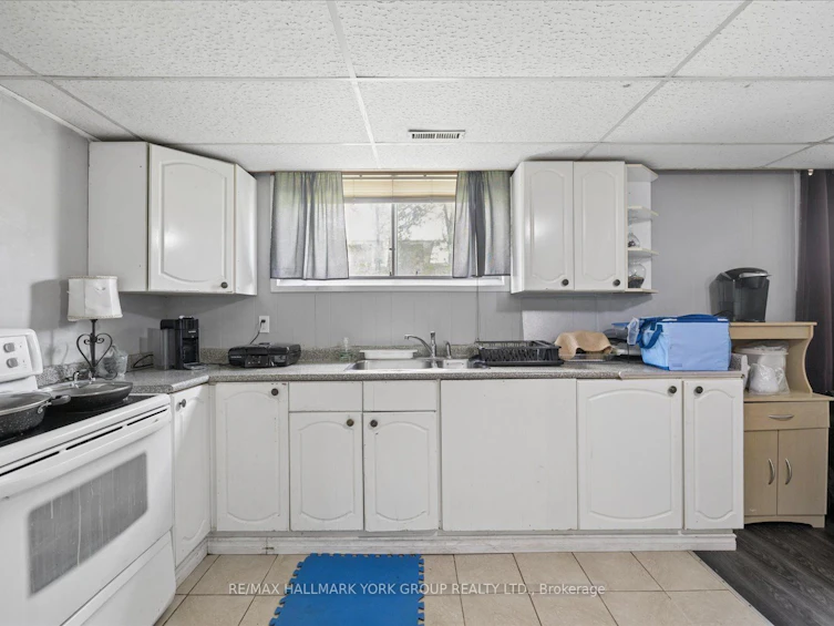 30 Briarbluff Avenue, Toronto, ON, M1E 3H3 - 32