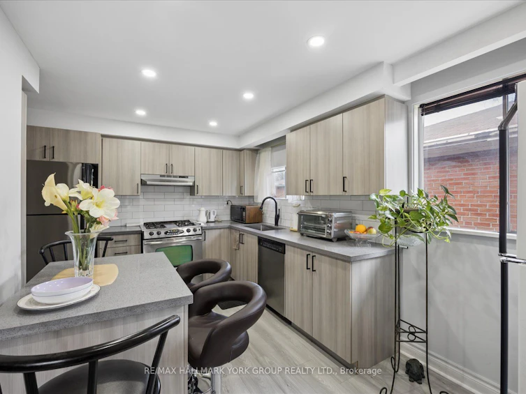 30 Briarbluff Avenue, Toronto, ON, M1E 3H3 - 13