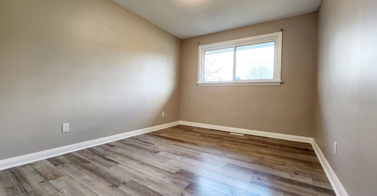 58 Athabasca Street, Oshawa, ON, L1H 7H6 - 10