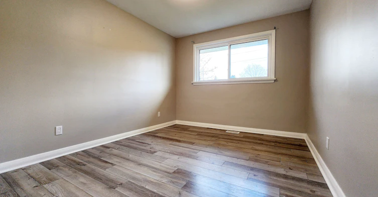 58 Athabasca Street, Oshawa, ON, L1H 7H6 - 11