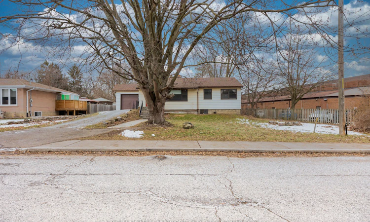 1911 Glenview Road