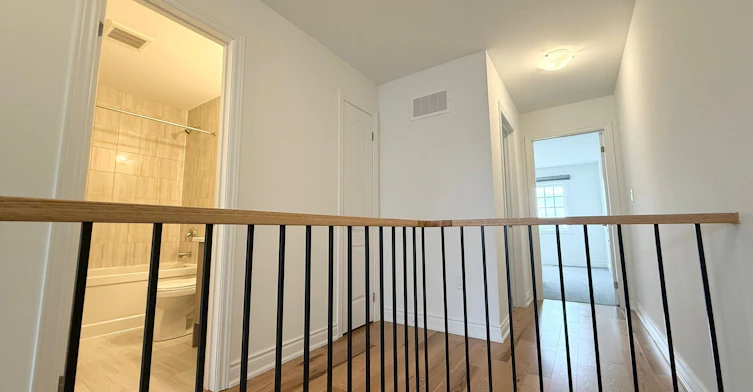 11 Franklin Avenue, Toronto, ON, M1C 1N8 - 12