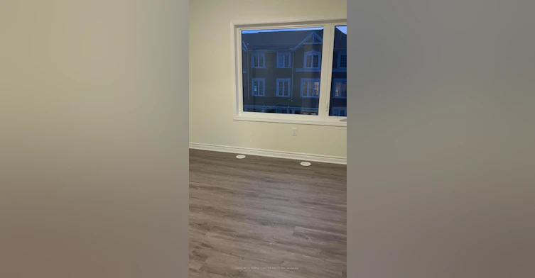 3361 Thunderbird Promenade E, Pickering, ON, L1X 0N1 - 14