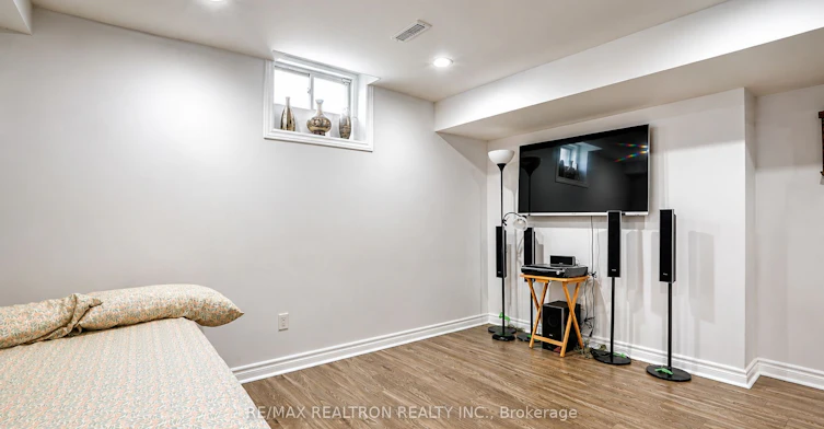 1157 Beneford Drive, Oshawa, ON, L1K 0A1 - 10