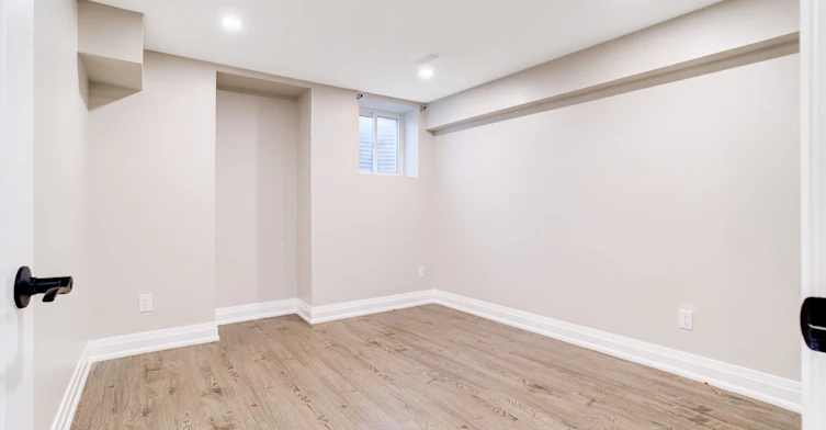 BSMT-33 Tweedie Crescent, Whitby, ON, L1P 1X4 - 12