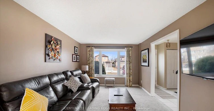 Main and Second-618 Beckworth Square, Pickering, ON, L1V 3K4 - 7