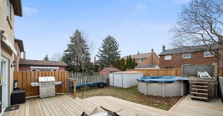 Main and Second-618 Beckworth Square, Pickering, ON, L1V 3K4 - 16