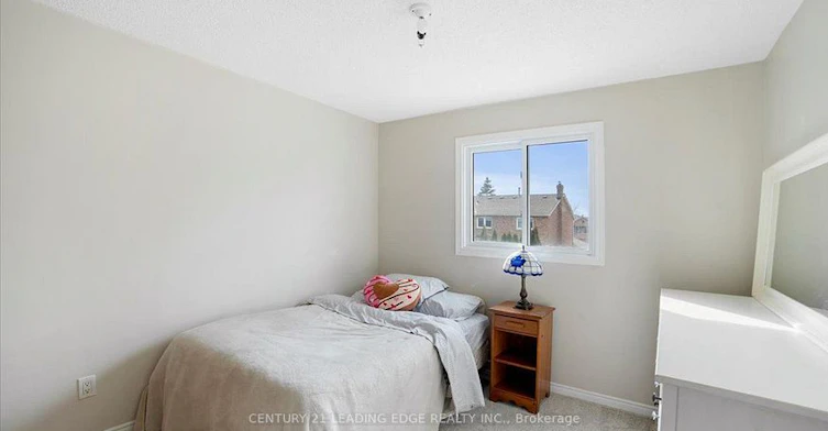 Main and Second-618 Beckworth Square, Pickering, ON, L1V 3K4 - 10
