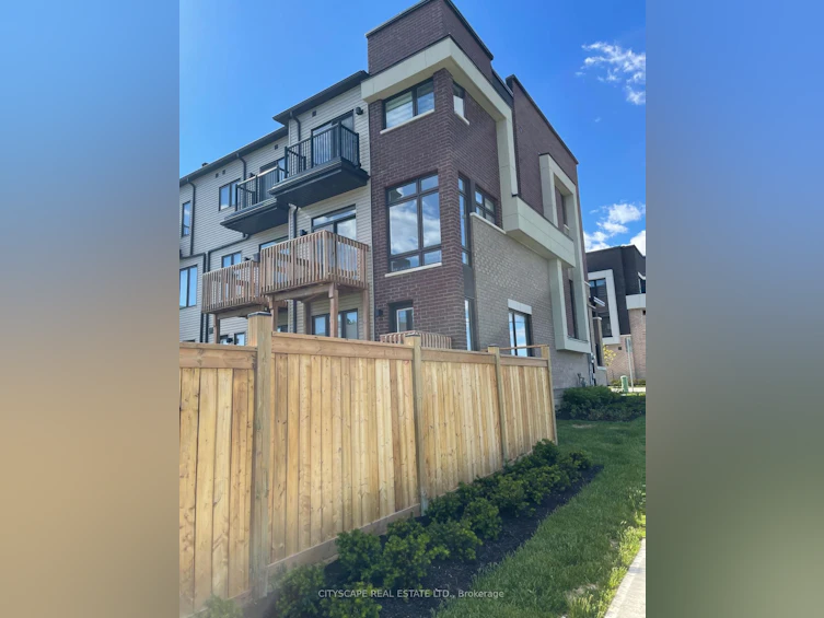 801 Heathrow Path, Oshawa, ON, L1H 7K5 - 17