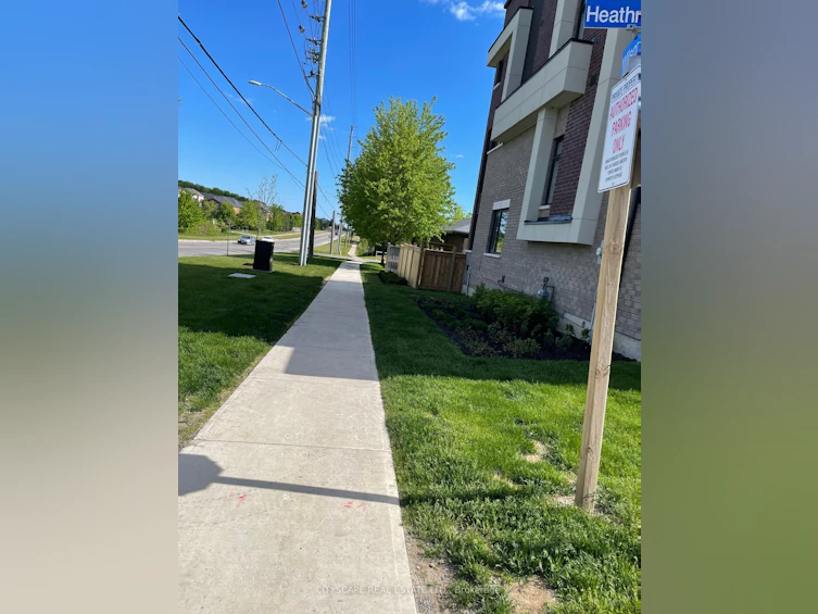 801 Heathrow Path, Oshawa, ON, L1H 7K5 - 10