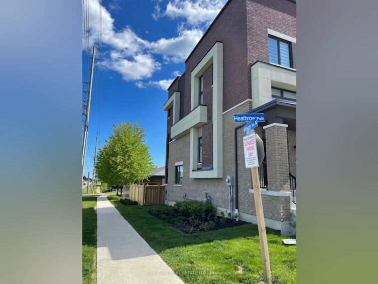 801 Heathrow Path, Oshawa, ON, L1H 7K5 - 9