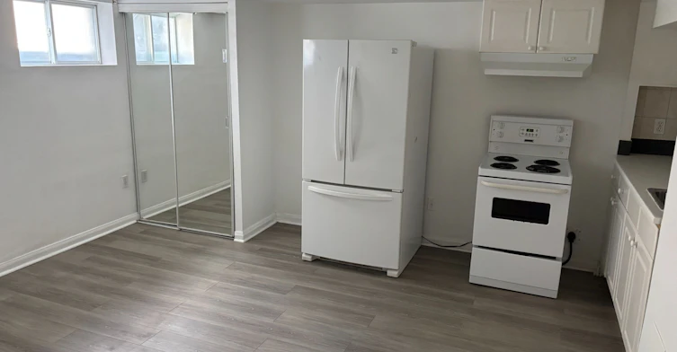 B3-83 Dawes (Basement) Road, Toronto, ON, M4C 5B2 - 6