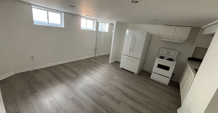 B3-83 Dawes (Basement) Road, Toronto, ON, M4C 5B2 - 5