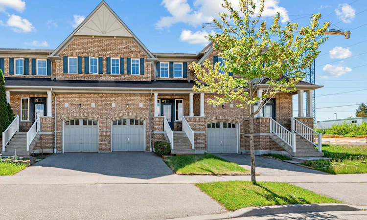 32 Clarepark Court
