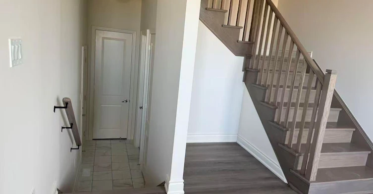 1466 Wheatcroft Drive, Oshawa, ON, L1L 0W5 - 4