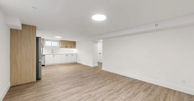 Lower/Bsmt-655 O'connor Drive, Toronto, ON, M4C 3A8 - 10