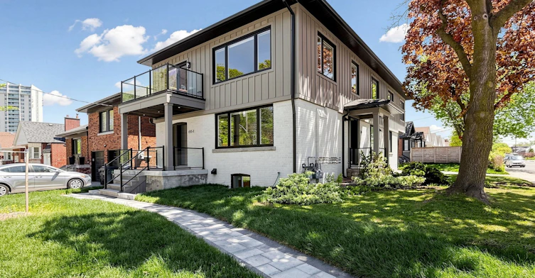 Main Floor-655 O'connor Drive, Toronto, ON, M4C 3A8