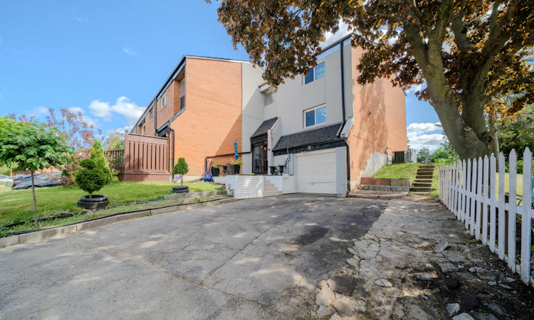5 Cheatham Place