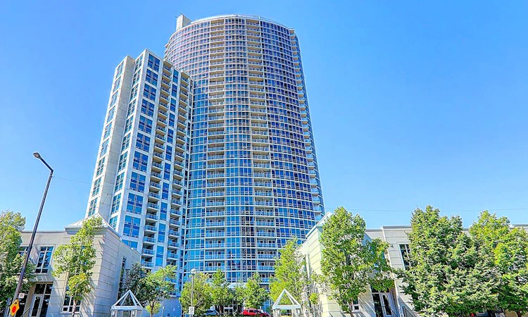 907-83 Borough Drive