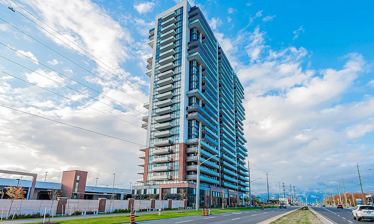 1804-2550 Simcoe Street N