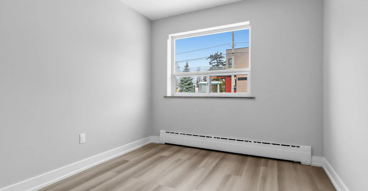 201-1243 Broadview Avenue, Toronto, ON, M4K 2T3 - 7