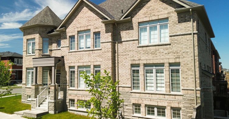 Bsmt-2425 Hibiscus Drive, Pickering, ON, L1X 0H1