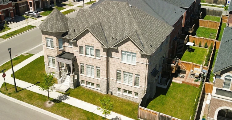 Bsmt-2425 Hibiscus Drive, Pickering, ON, L1X 0H1 - 2