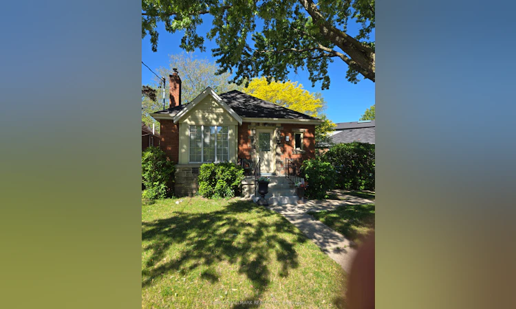 22 Airley Crescent