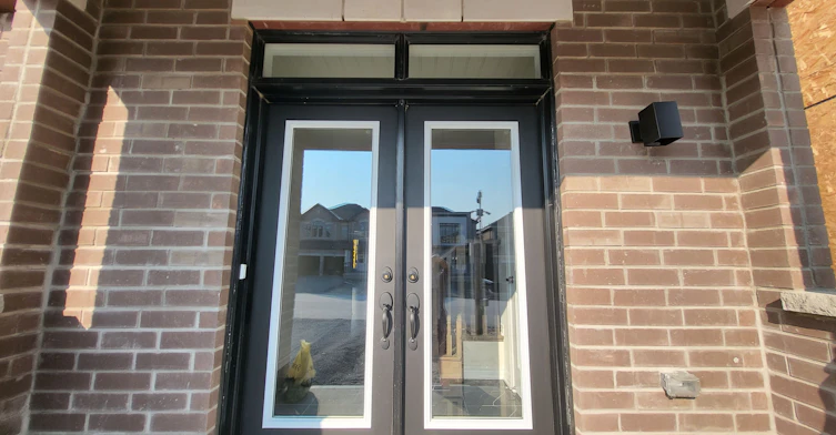 2117 Coppermine ( Upper) Street, Oshawa, ON, L1H 9L7 - 2